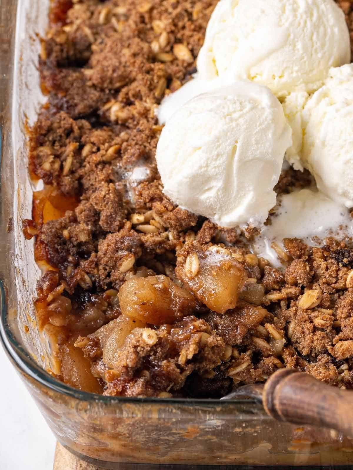 Apple Crisp for the Dessert Plate
