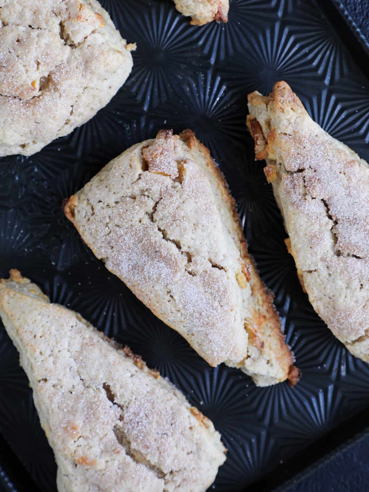 Apple Scones for a Morning Plate