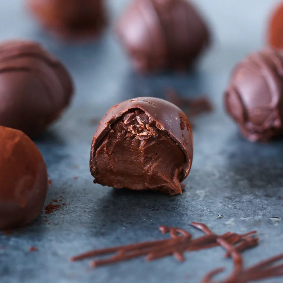 Bourbon Chocolate Truffles with a Clear Method