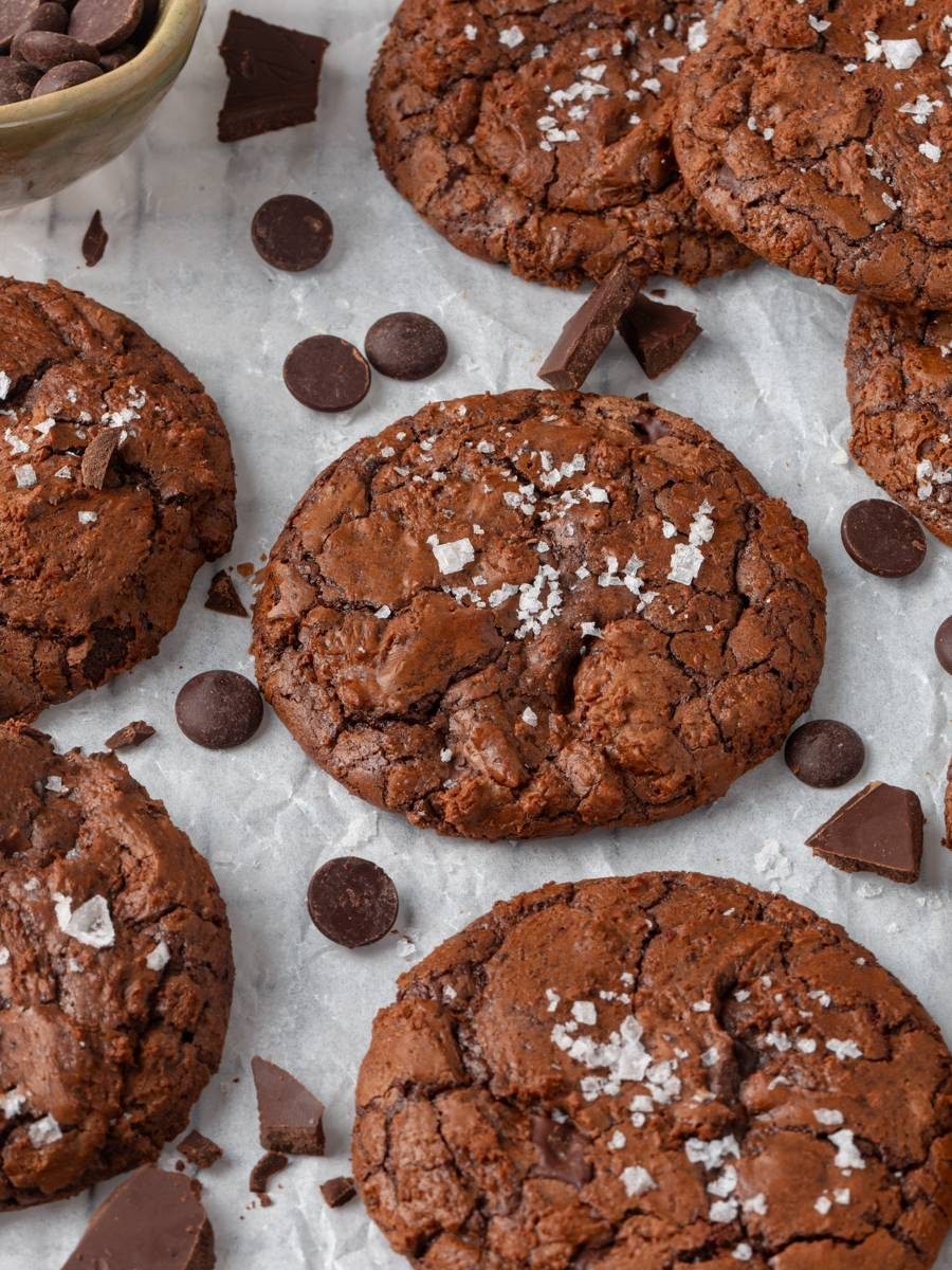 Brownie Cookies Baked Until the Edges Set
