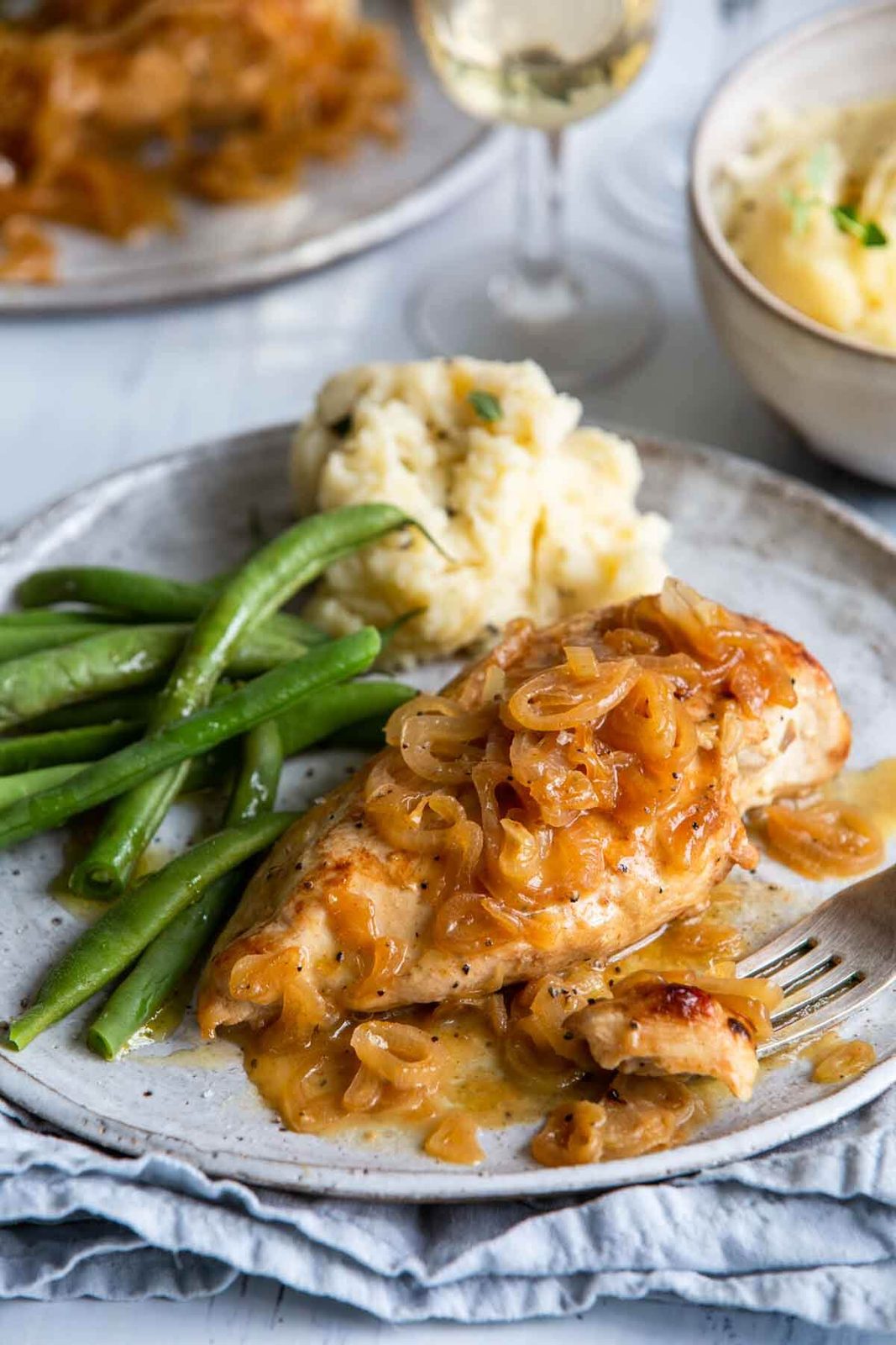 Chicken with Shallots for a Weeknight Skillet