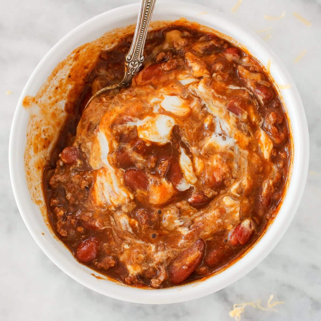 Red Chili with Ground Beef for a Hot Skillet