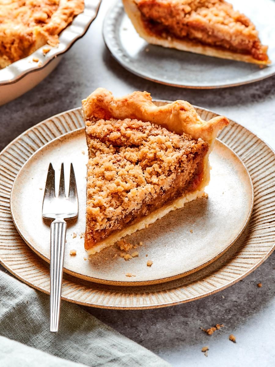 Shoofly Pie in a Pastry Shell