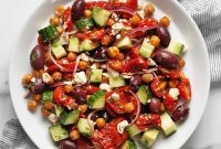 Mediterranean Chickpea Salad