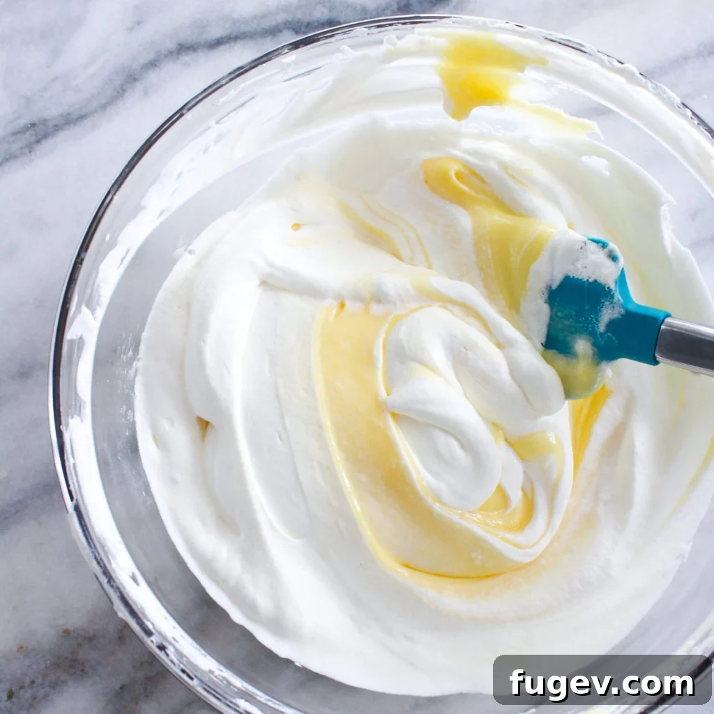 Zesty Lemon Cloud Cream 4 Freshly Made Lemon Whipped Cream