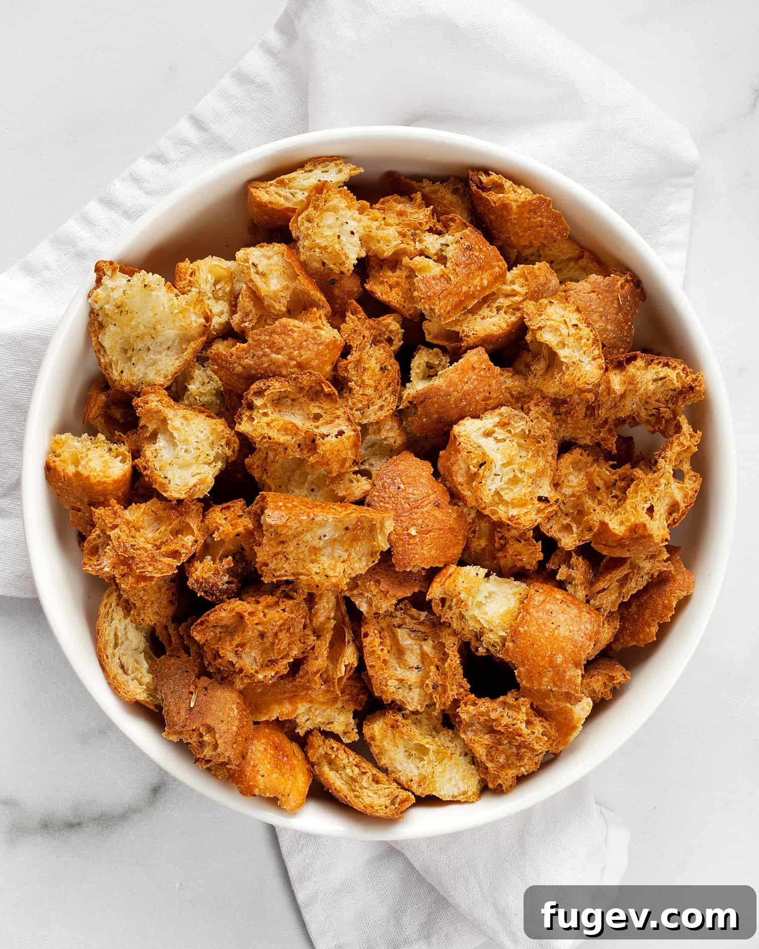 Perfect Homemade Croutons 6 Croutons in a bowl.