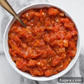 Roma tomato sauce in a bowl.