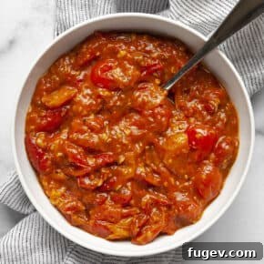 Tomato sauce in a bowl.