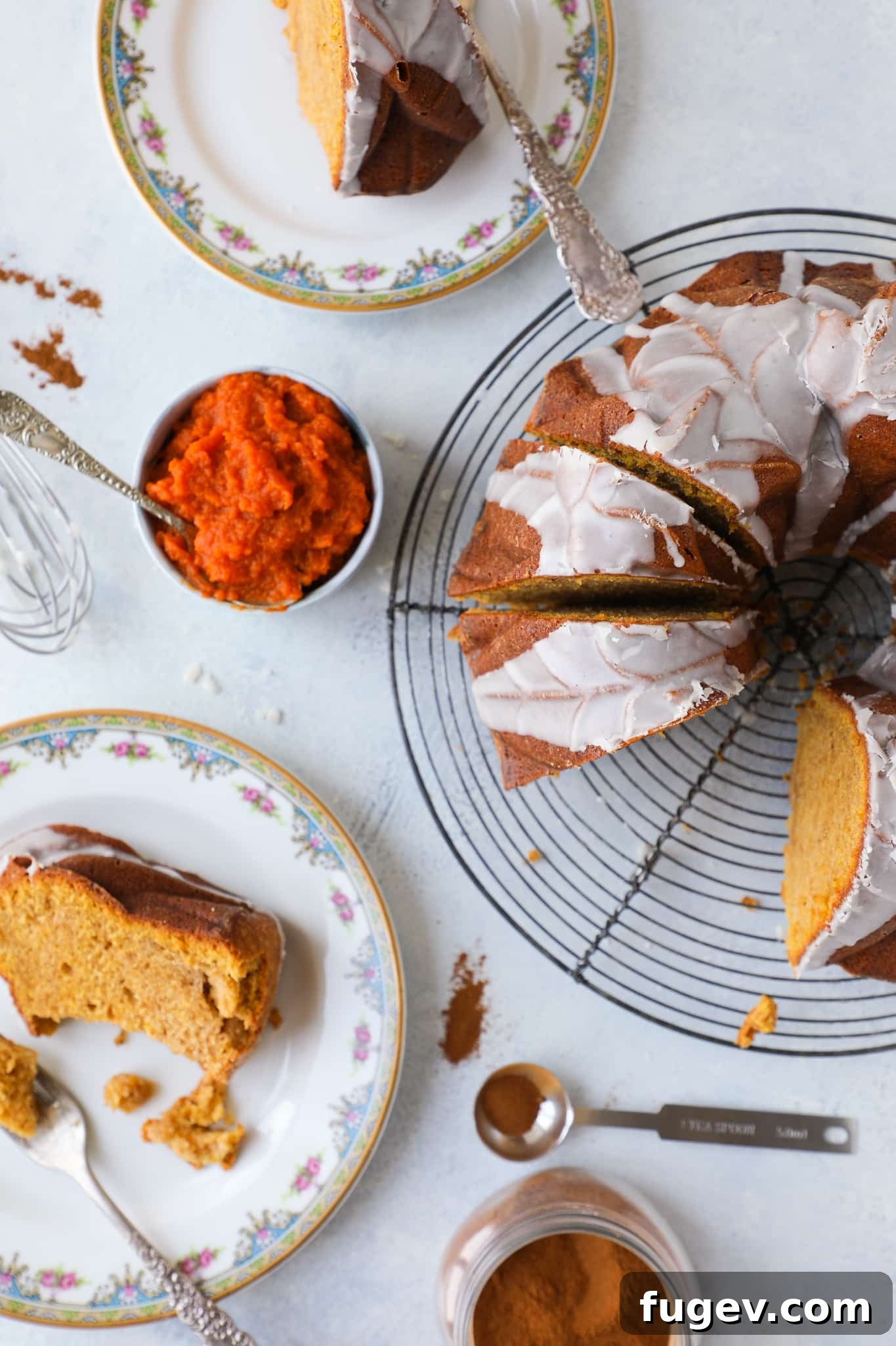 Decadent Autumn Pumpkin Bundt 2 Pumpkin Spice Bundt Cake Tablescape