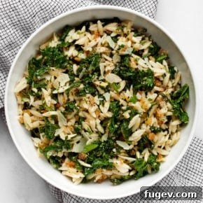 Lemon orzo in a bowl.