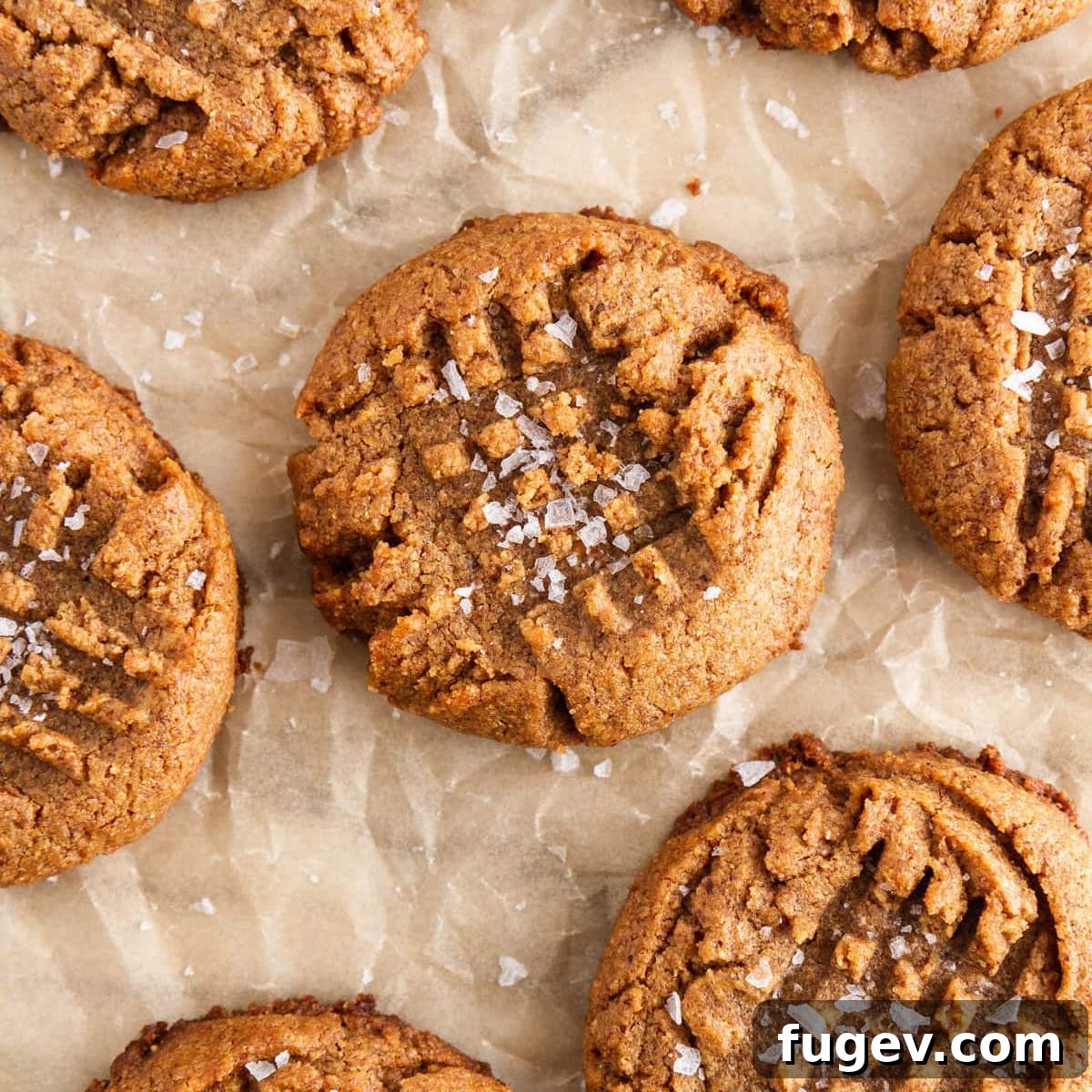 25 Deliciously Simple Christmas Cookies 29 chewy almond butter cookies.